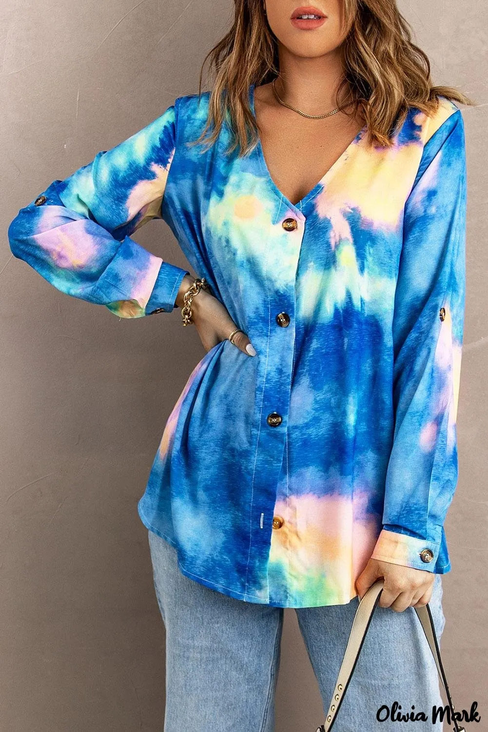 Deanwangkt - Blue Tie-Dye Long Sleeve V-Neck Blouse With Button Closure