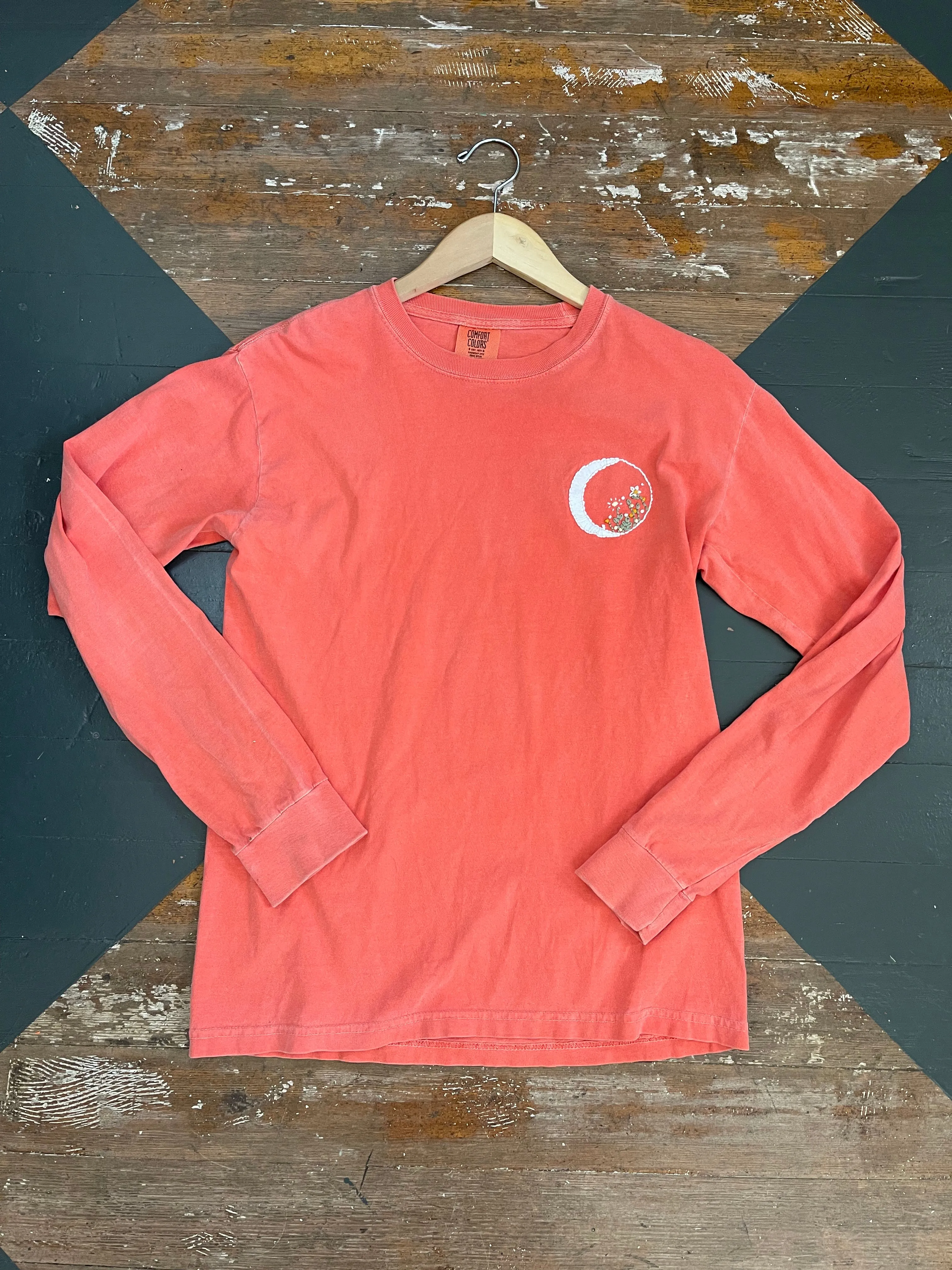 EMBROIDERED LONG SLEEVE