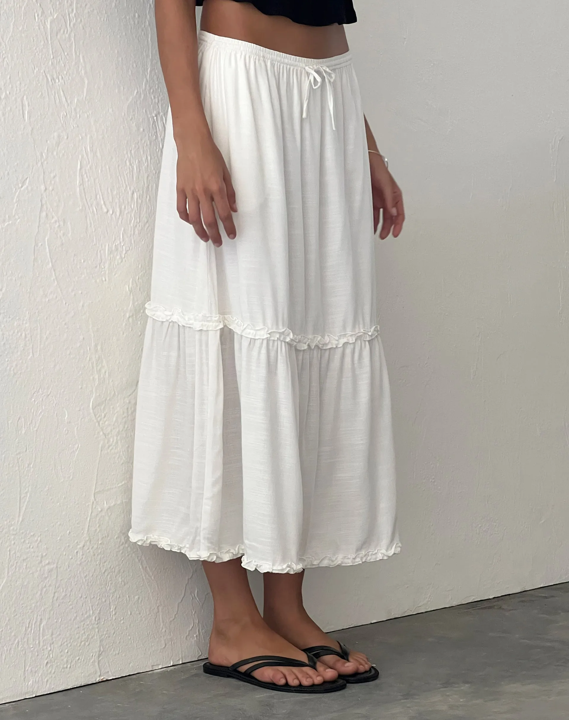 Iyana Midi Skirt in Off White